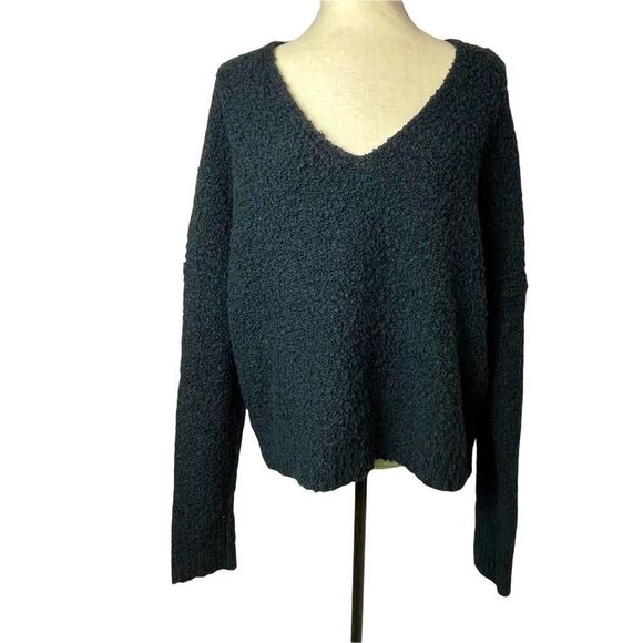 Free People Solid Black Over Sized V Neck Pullover Chunky Cotton Sweater size M - Picture 3 of 14